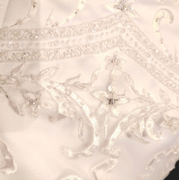 Olay cassini wedding dress - Picture 15 of 16